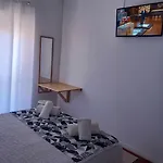 Δωμάτια σε οικογενειακή κατοικία Lila's House Peniche