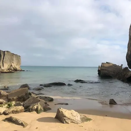 Lila's House Homestay Peniche