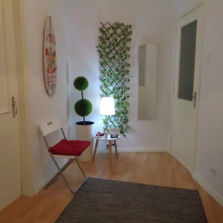 Lila's House Homestay Peniche